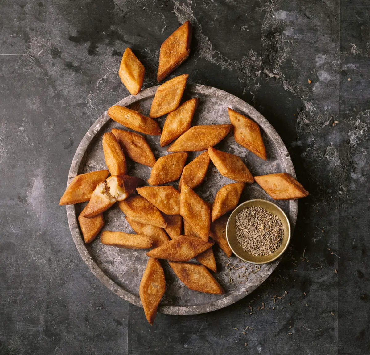 Skuinskoek – homemade traditional South African recipe, plated and ready to serve